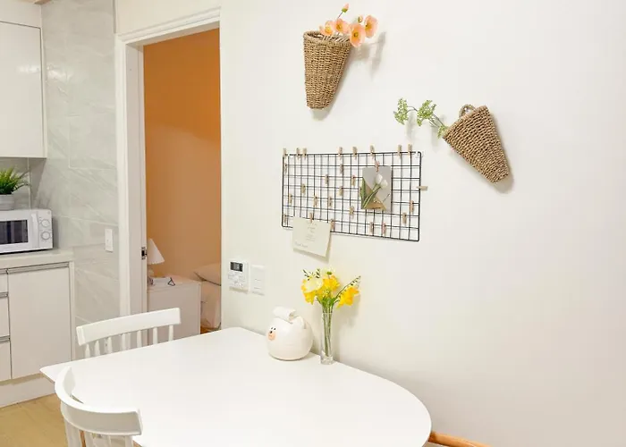 3 Minute Walk From Sindaebang Station Subway Station, Hongdae 20 Minutes #joy House *