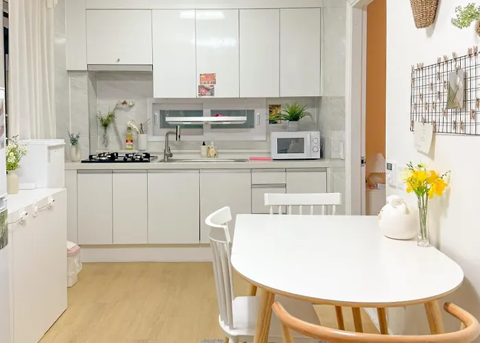 アパート 3 Minute Walk From Sindaebang Station Subway Station, Hongdae 20 Minutes #joy House ソウル特別市